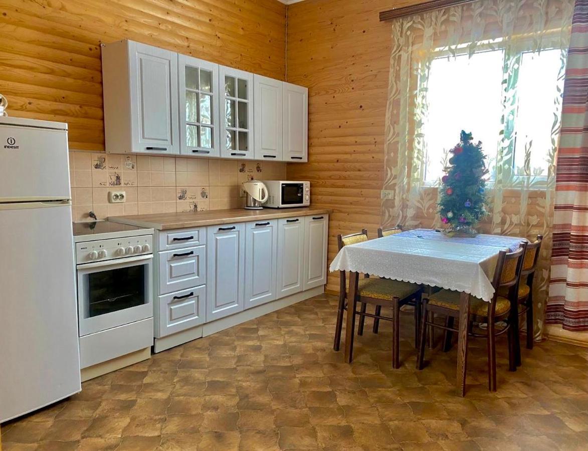 Затишний Будиночок Біля Річки Krivorovnya ภายนอก รูปภาพ